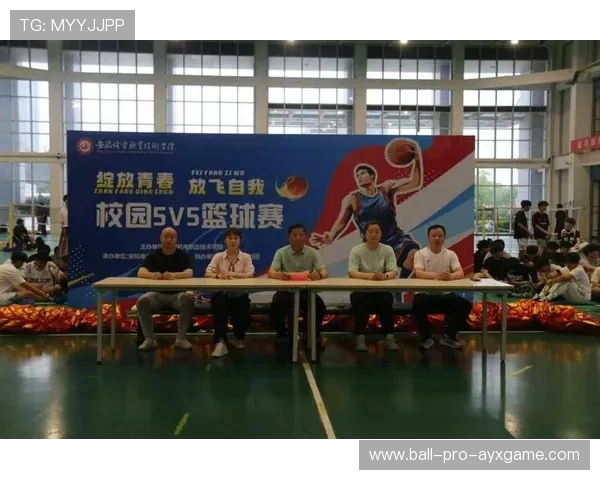 世界篮球联赛在推广中注重基层赛事扶持与裁判师资建设，世界篮球联合会